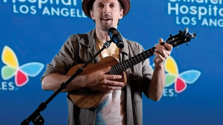 Singer-songwriter Jason Mraz performed a song during the event.