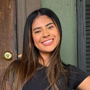 Headshot of Youth Advocate Dayanara Fonseca.