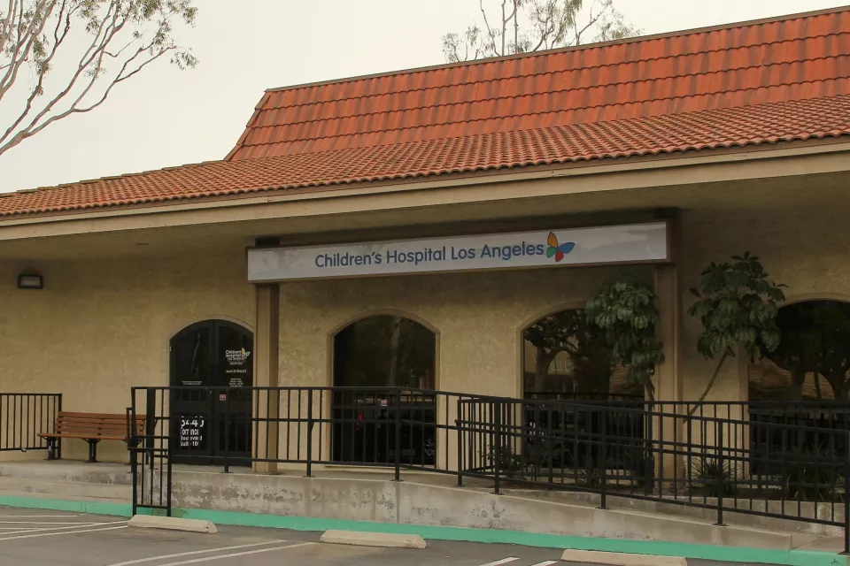 Image of the front entrance of the South Bay Specialty Care Center Building.